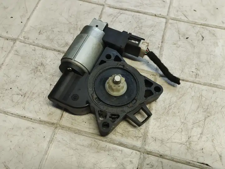 Mazda 5 (2005 - 2010) GJ6A5958X Стеклоподъемник задней двери — фото 4