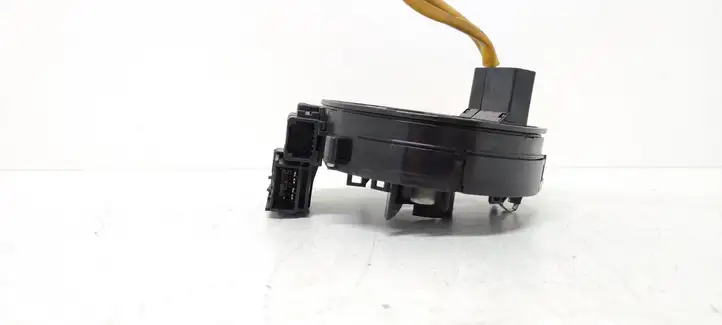 Toyota Corolla Verso AR10 (2004 - 2009)  D5J0547 Полоса надувных подушек (кольцо srs)