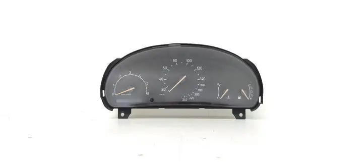 Saab 9-3 Ver1 (1998 - 2005)  69795820T Спидометр (приборный щиток)