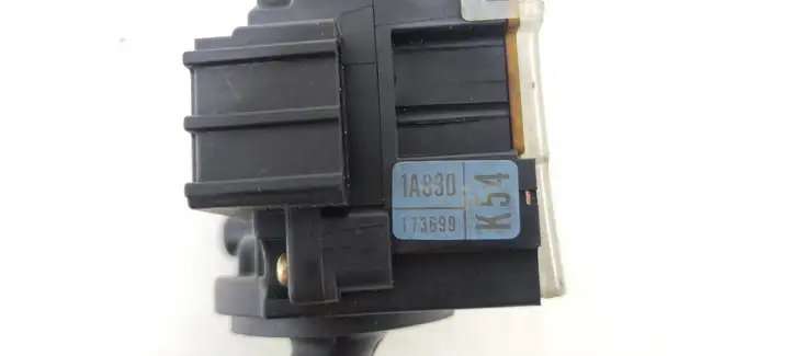 Toyota Corolla Verso E121 (2001 - 2004) 173699 Переключатель стеклоочистителей — фото 2