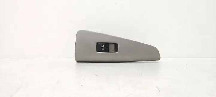 Toyota Corolla Verso E121 (2001 - 2004) 7427213040 Блок кнопок стеклоподъемников — фото 1