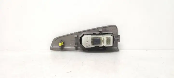Toyota Corolla Verso E121 (2001 - 2004) 7427213040 Блок кнопок стеклоподъемников — фото 3