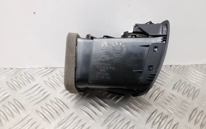 Skoda Yeti (5L) (2009 - 2012) 5L0819702 Боковой воздушный дефлектор — фото 3