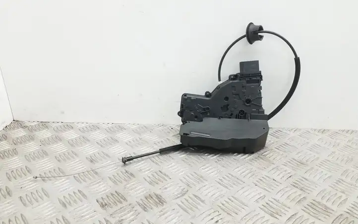 Volkswagen Sharan (2010 - 2015) 7N0839015L Замок раздвижной двери — фото 1