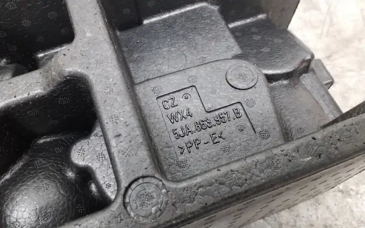 Skoda Rapid (NH) (2012 - 2019)  5JA863957B Ящик для инструментов