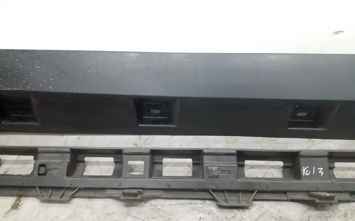 Volkswagen PASSAT B8 (2015 - )  3G0853857 Порог