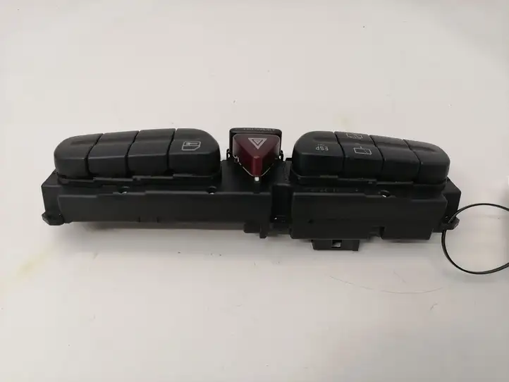 Mercedes-Benz C W203 (2000 - 2007) 2038218258 Другие включатели / ручки/ переключатели — фото 6