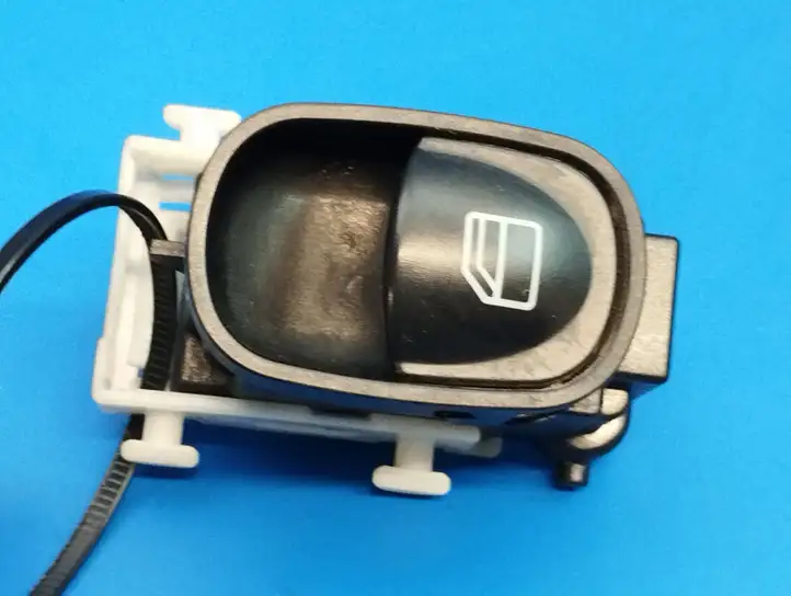 Mercedes-Benz C W203 (2000 - 2007) A2038200210 Блок кнопок стеклоподъемников — фото 6