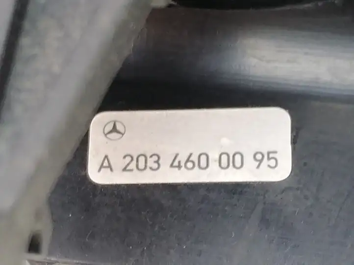 Mercedes-Benz C W203 (2000 - 2007) A2034600095 Обшивка рулевой колонки — фото 3