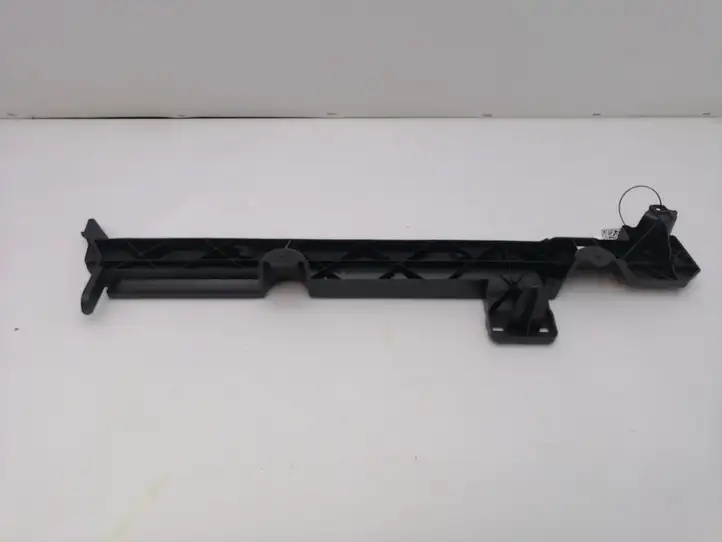 Mercedes-Benz C W203 (2000 - 2007)  2036840331 Другая деталь отделки багажника