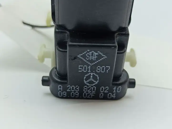 Mercedes-Benz C W203 (2000 - 2007) A2038200210 Блок кнопок стеклоподъемников — фото 2