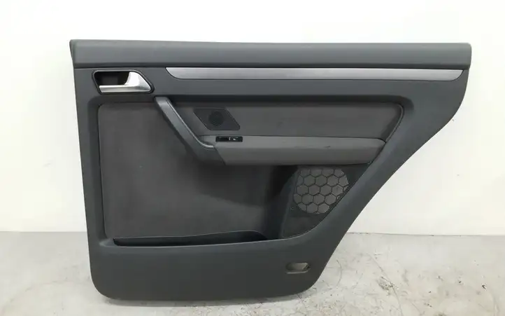 Volkswagen Touran II (2010 - 2016) 1T0867212 Обшивка задней двери — фото 1