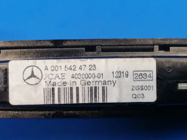 Mercedes-Benz E W212 (2009 - 2016) A0015424723 Экран парктроника PDC — фото 3