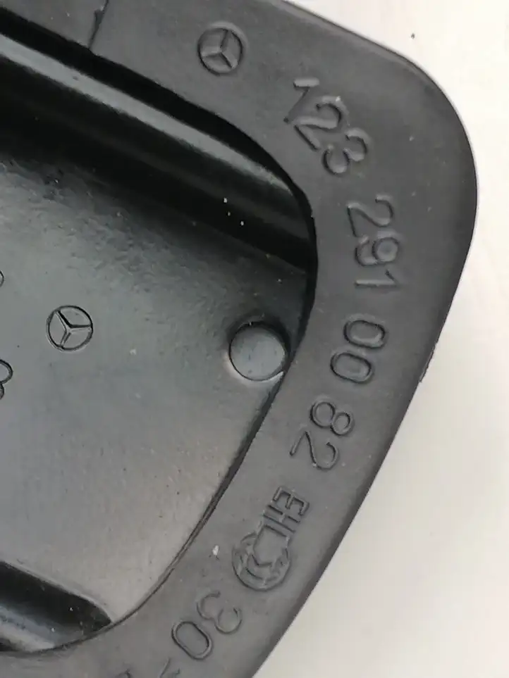 Mercedes-Benz E W212 (2009 - 2016)  pp204290021 Тормозная педаль