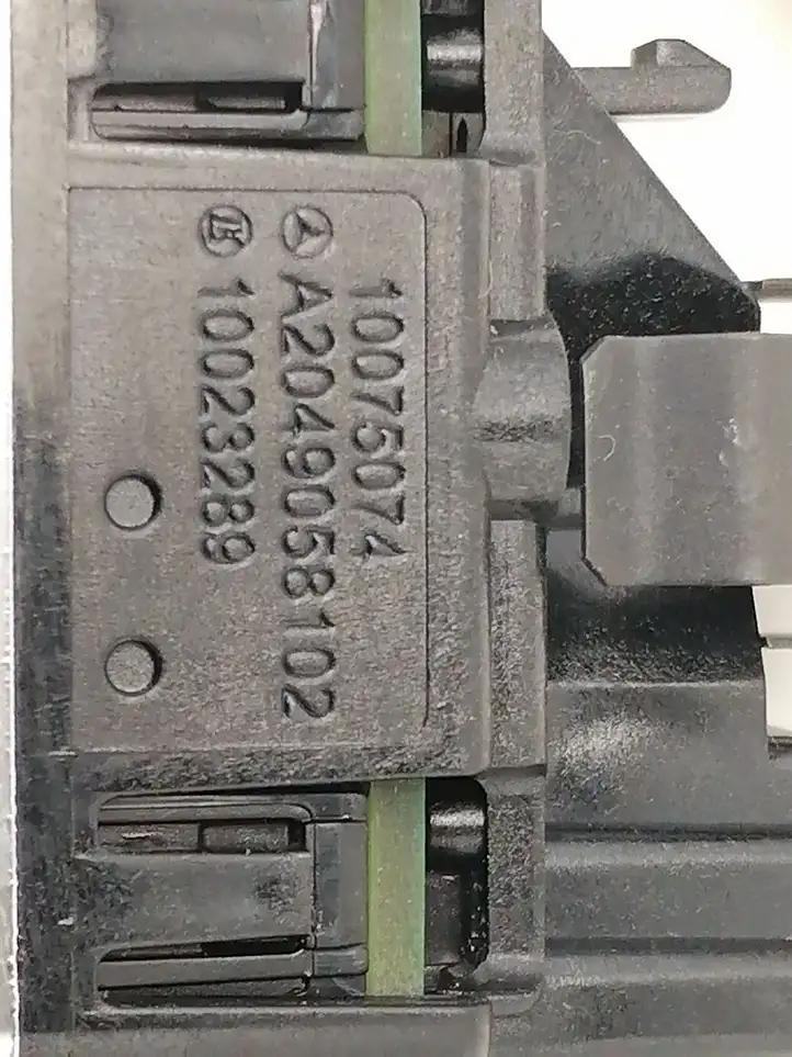 Mercedes-Benz E W212 (2009 - 2016) A2049058102 Блок кнопок стеклоподъемников — фото 2