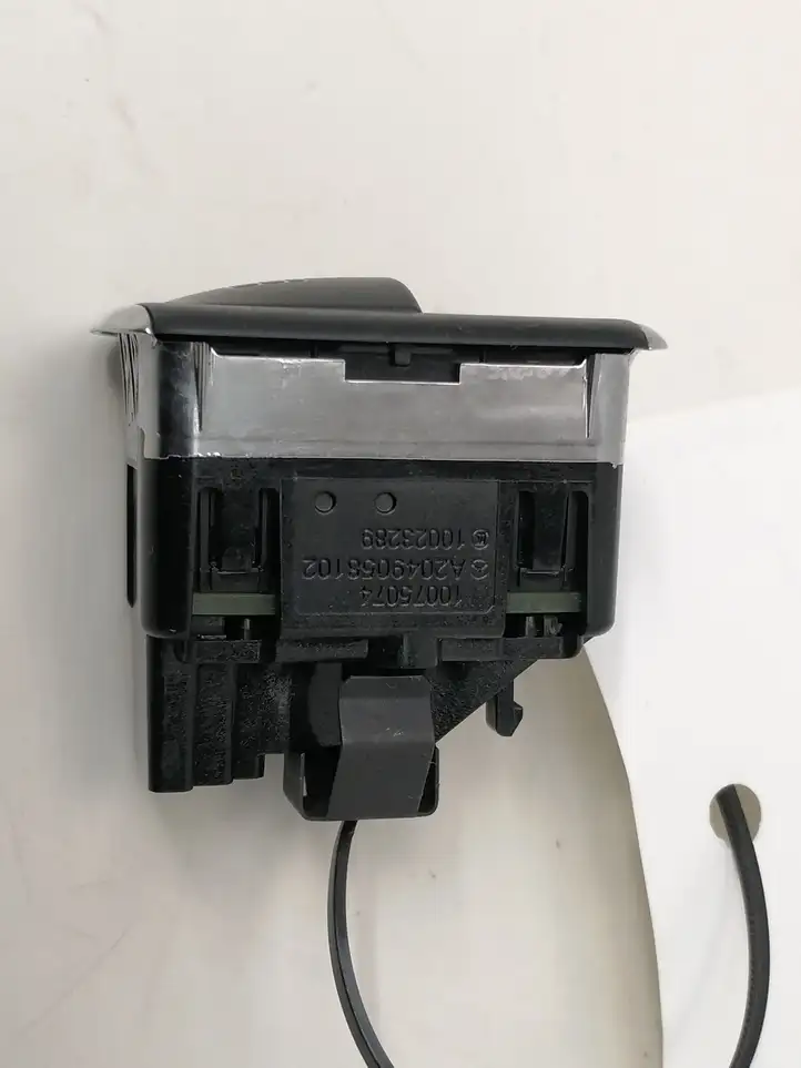 Mercedes-Benz E W212 (2009 - 2016) A2049058102 Блок кнопок стеклоподъемников — фото 10