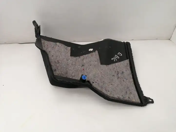 Mercedes-Benz C W203 (2000 - 2007)  A2036908425 Нижний отделочный щит бока багажника