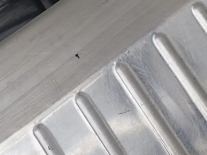 Mercedes-Benz C W203 (2000 - 2007)  A2036901887 Отделка порога багажника