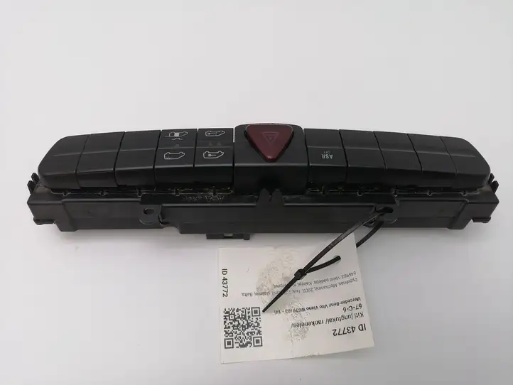 Mercedes-Benz Vito Viano W639 (2003 - 2010) A6395453407 Другие включатели / ручки/ переключатели — фото 11