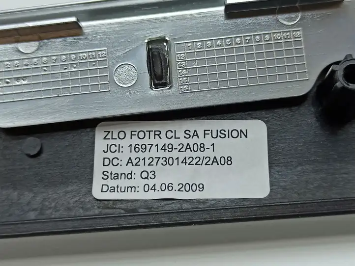 Mercedes-Benz E W212 (2009 - 2016) A2127301422 Обшивка задней двери — фото 3