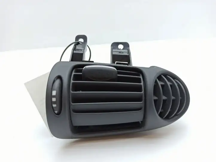Mercedes-Benz C W203 (2000 - 2007) 2038300154 Боковой воздушный дефлектор — фото 1