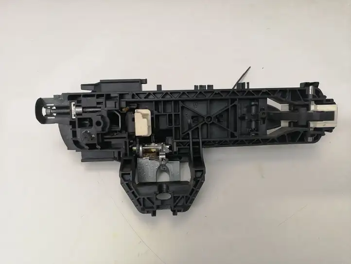 Mercedes-Benz E W212 (2009 - 2016)  A2047602134 Наружная ручка