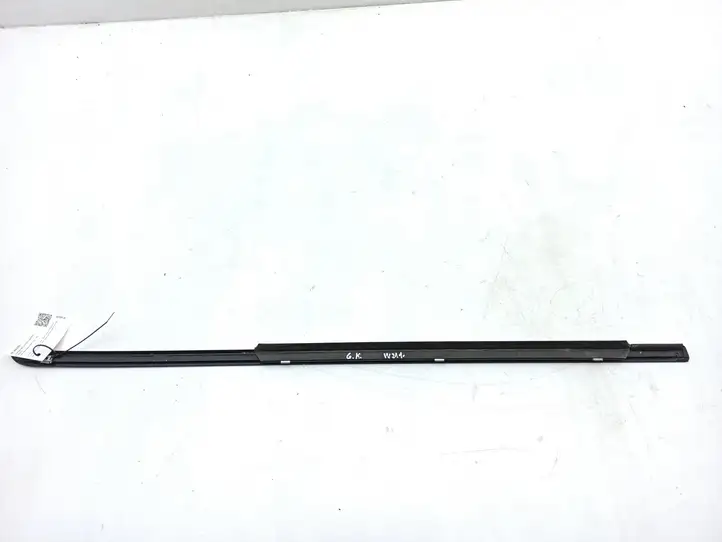Mercedes-Benz E W211 (2002 - 2009) A2117350565 Накладка стекла задней двери — фото 2