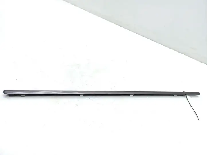 Mercedes-Benz E W211 (2002 - 2009) A2117250565 Накладка стекла передней двери — фото 6