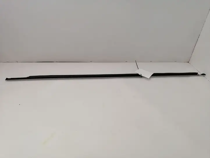 Mercedes-Benz E W212 (2009 - 2016) A212735010965 Накладка стекла задней двери — фото 3