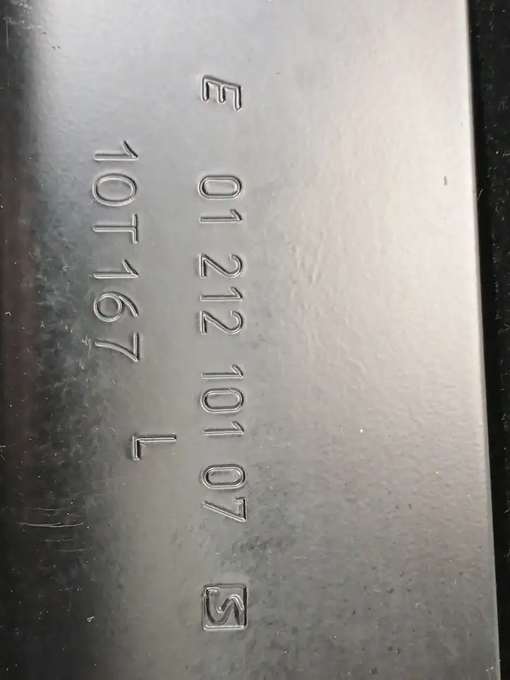 Mercedes-Benz E W212 (2009 - 2016)  A2128100304 Переднее багажное отделение