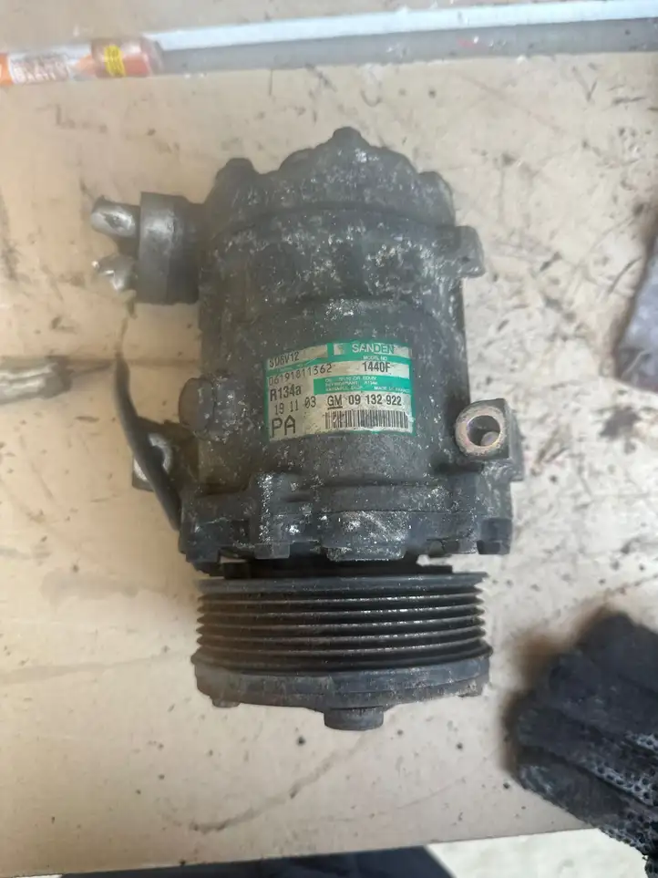 Opel Astra G (1998 - 2004) 09132922 Компрессор (насос) кондиционера воздуха — фото 1