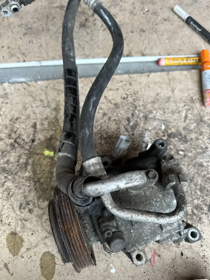 Toyota Yaris (2003 - 2005) 4472206532 Компрессор (насос) кондиционера воздуха — фото 1