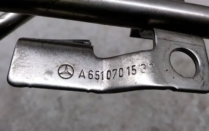 Mercedes-Benz E W212 (2009 - 2016) A6510701532 Трубка топливной системы — фото 2