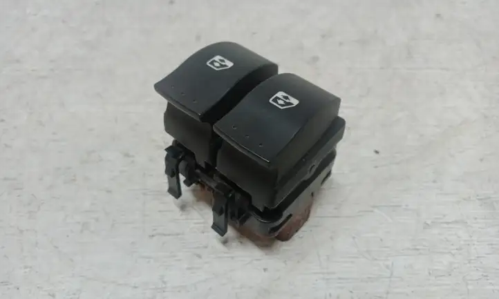 Renault Megane II (2002 - 2005) 2650305 Кнопка стеклоподъемников — фото 2
