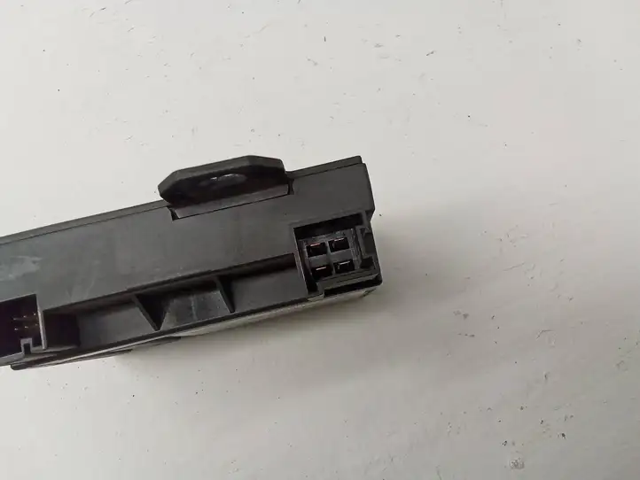 Mercedes-Benz E W212 (2009 - 2016)  A0009003101 Блок управления топливного насоса