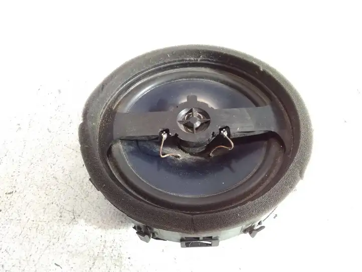 Citroen C-Crosser (2007 - 2013)  8720A010 Громкоговоритель (громкоговорители) в задних дверях