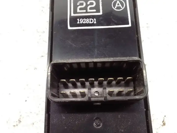 Citroen C-Crosser (2007 - 2013) 8608A060 Кнопка стеклоподъемников — фото 4