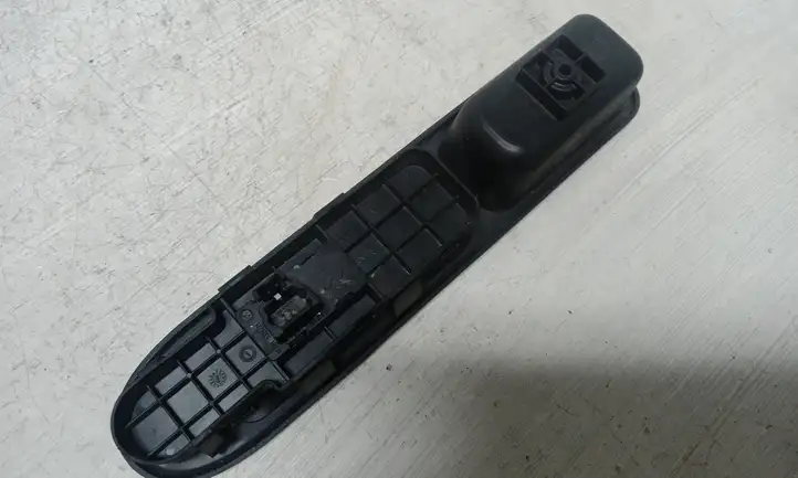 Peugeot 307 CC (2001 - 2005) 96351625XT Блок кнопок стеклоподъемников — фото 5