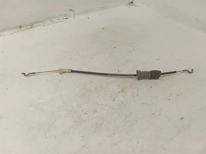 Mercedes-Benz S W221 (2005 - 2013)  A2217600504 Трос задней двери