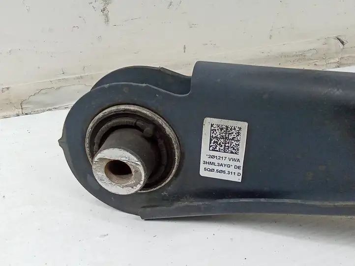 Volkswagen Golf VII (2013 - 2019)  5Q0505311D Вилы