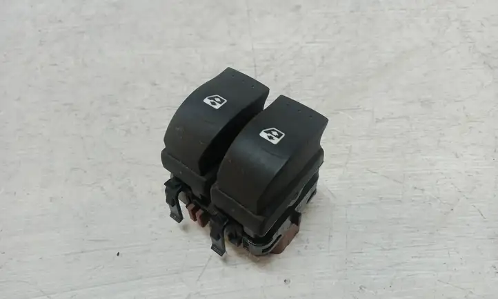Renault Espace - Grand espace IV (2004 - 2014) 015085A Кнопка стеклоподъемников — фото 1