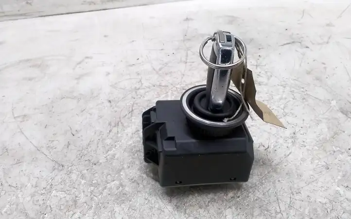 Mercedes-Benz E W212 (2009 - 2016)  A2189054701 Замок зажигания