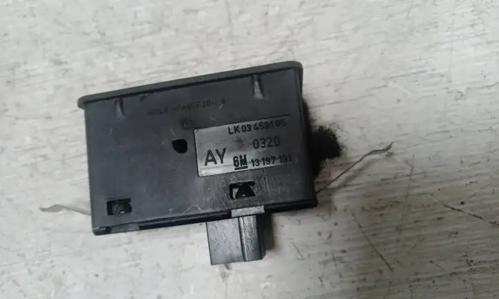Opel Zafira B (2003 - 2006) 13197131 Кнопка стеклоподъемников — фото 2