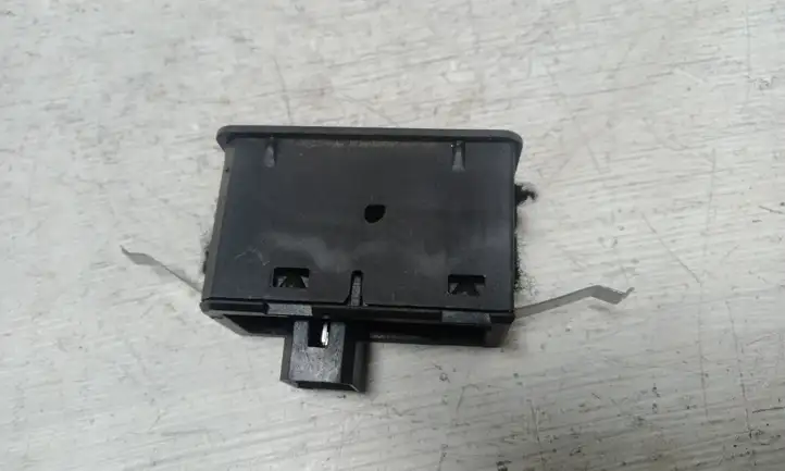 Opel Zafira B (2003 - 2006) 13197131 Кнопка стеклоподъемников — фото 3