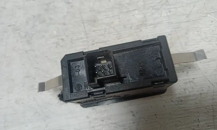 Opel Zafira B (2003 - 2006) 13197131 Кнопка стеклоподъемников — фото 4