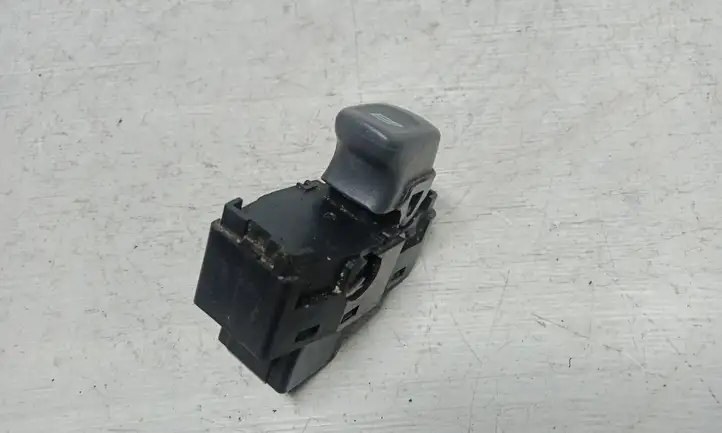 Volvo XC70 (2000 - 2004)  9472275 Кнопка стеклоподъемников