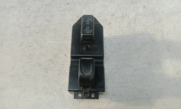 Opel Frontera B (1998 - 2004) 8971745862 Кнопка стеклоподъемников — фото 1