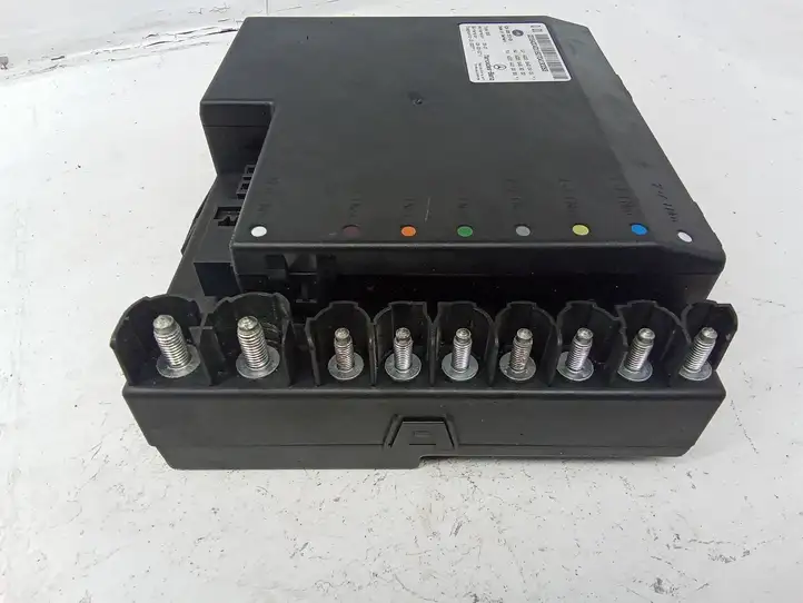 Mercedes-Benz S W221 (2005 - 2013)  A2215400401 Модуль управления аккумулятором