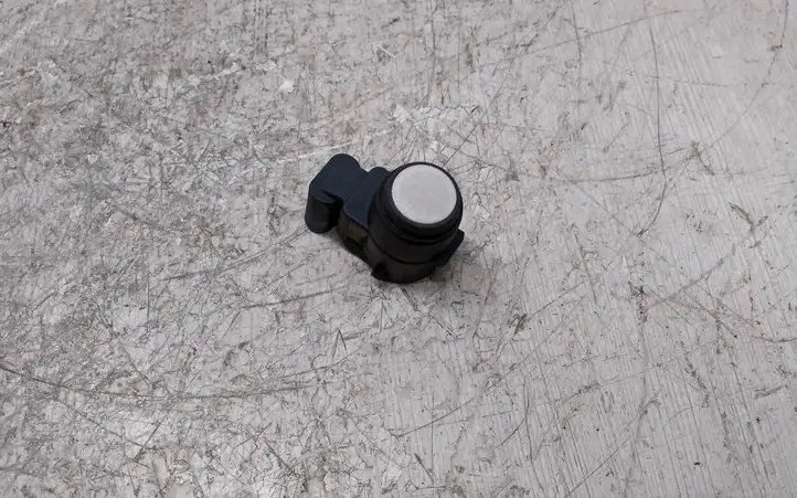 BMW 3 E90 E91 (2005 - 2012)  6935598 Датчик (датчики) парковки