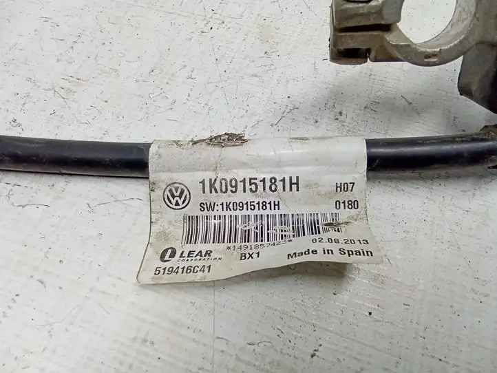 Volkswagen Caddy (2010 - 2015) 1K0915181H Минусовой провод аккумулятора — фото 3